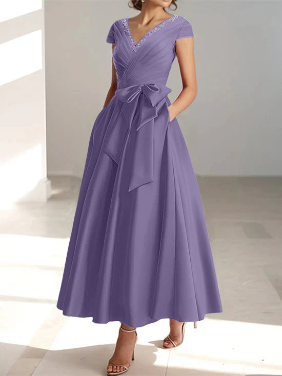 A-Line Mother of the Bride Dress with Ruffles and Pockets – Elegant Light Blue Satin Ankle-Length V-Neck 11