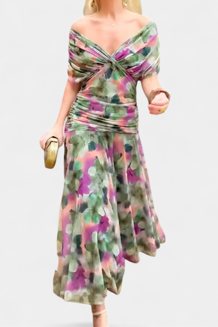Elegant floral dress featuring a flattering V-neckline, pleated waist, and a long flowing skirt, perfect for any special occasion. 7