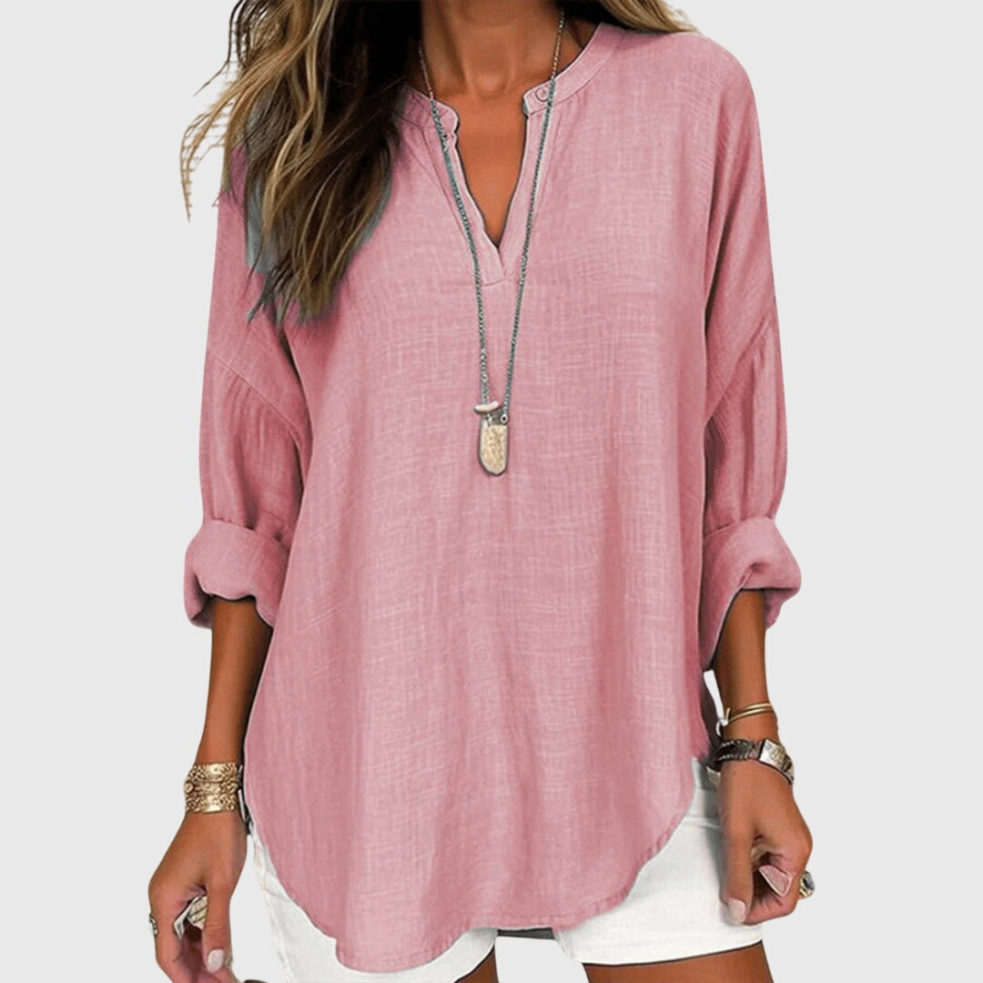Flowy beach shirt featuring an elegant design and relaxed fit, perfect for summer outings; made from breathable fabric for ultimate comfort. 3