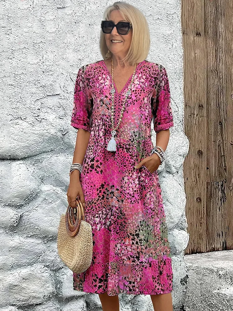 Knee-Length Summer Dress with V-Neck and Floral Pattern – Soft Fabric and Side Pockets 2