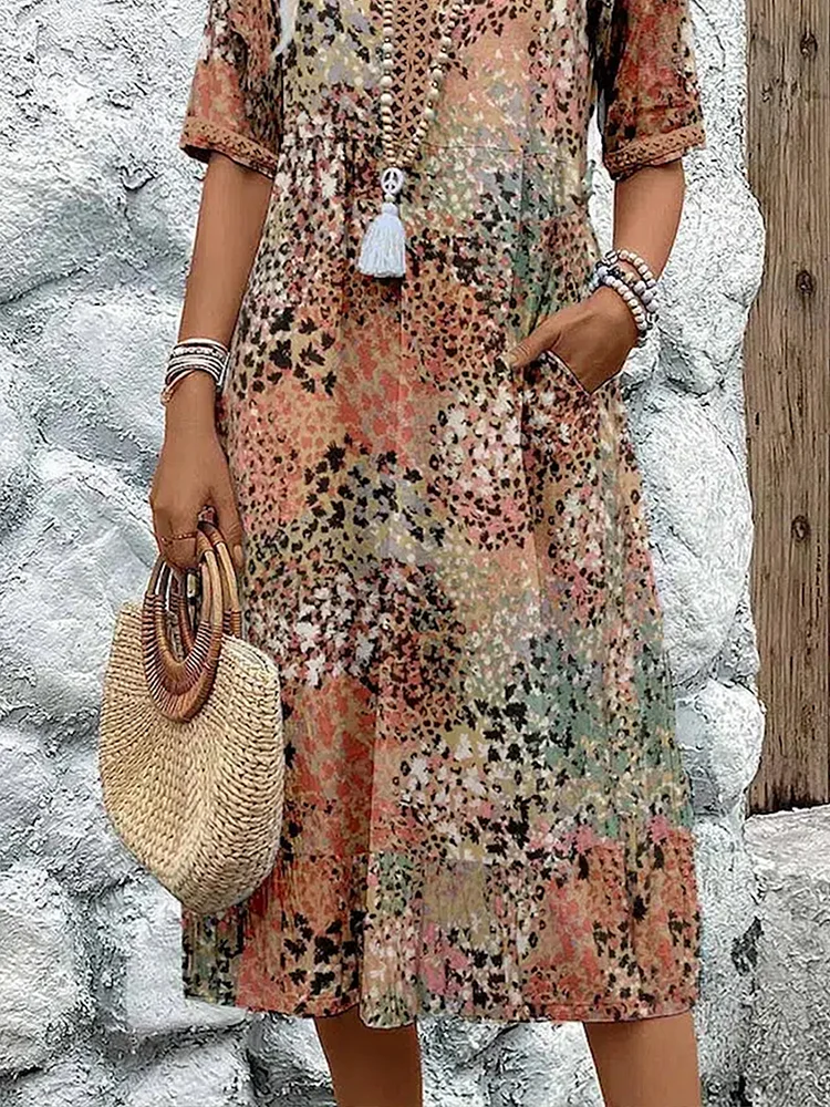 Knee-Length Summer Dress with V-Neck and Floral Pattern – Soft Fabric and Side Pockets 6