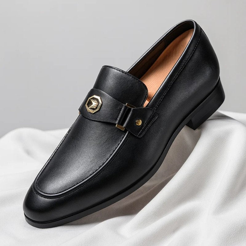Men's Italian leather loafers in black featuring a slip-on design and cushioned footbed for comfort, perfect for stylish casual or formal occasions. 4
