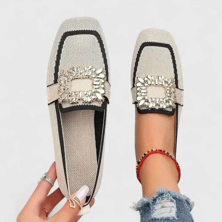 Orthopedic loafers featuring cushioned support and a timeless design, perfect for comfort and style. 0