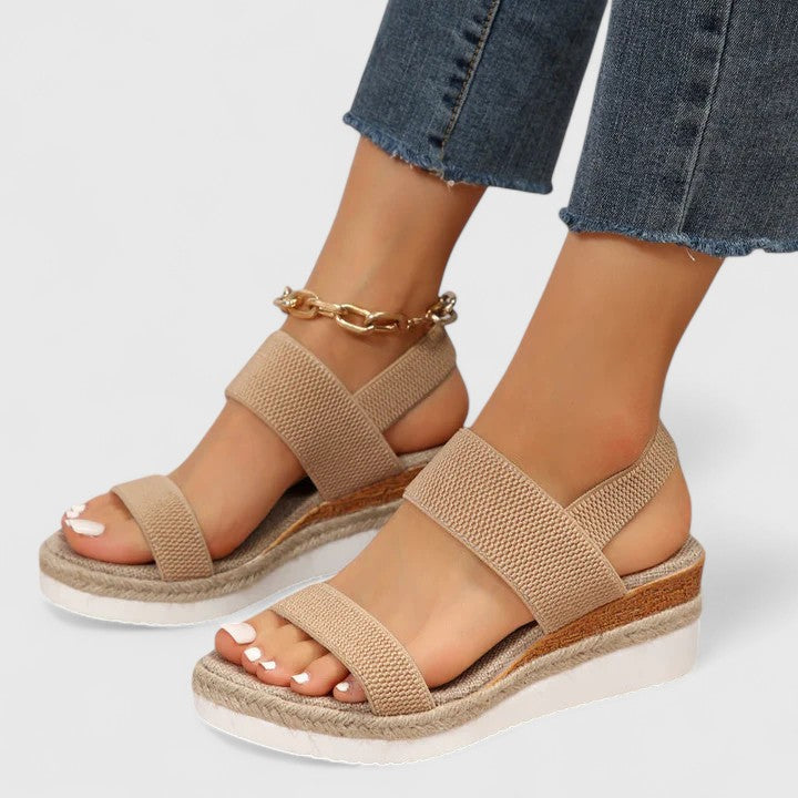 Orthopedic sandals designed for plantar fasciitis relief, featuring enhanced arch support and soft cushioning for ultimate comfort in casual footwear. 3