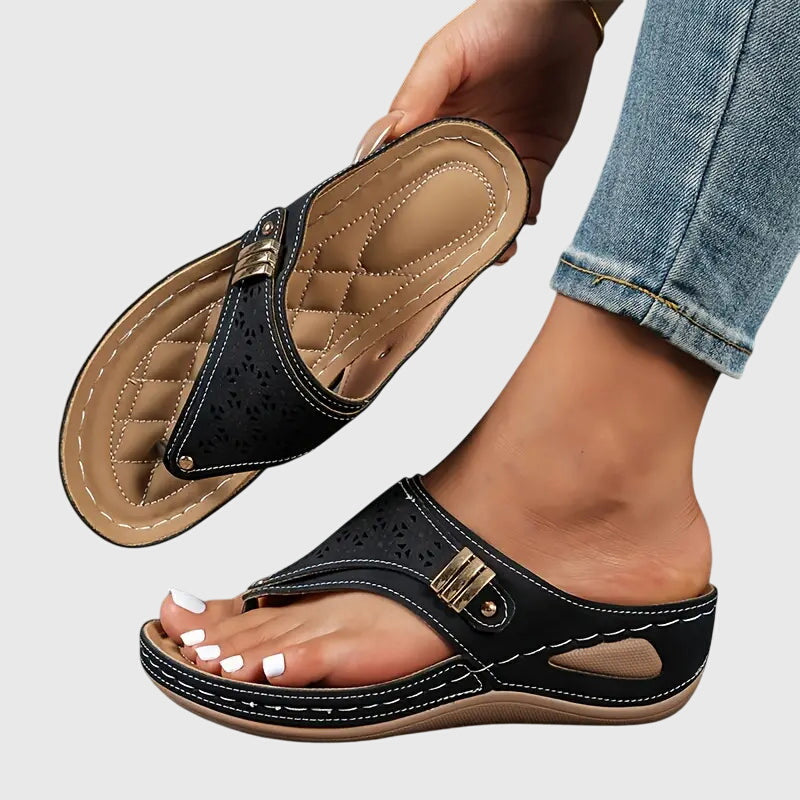 Orthopedic sandals featuring ergonomic support, a shock-absorbing sole, and a convenient slip-on design for ultimate comfort and foot health. 0