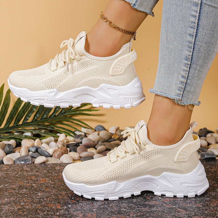 Orthopedic sneakers featuring arch support and shock-absorbing soles, designed with a wide toe box for enhanced comfort and stability. 0