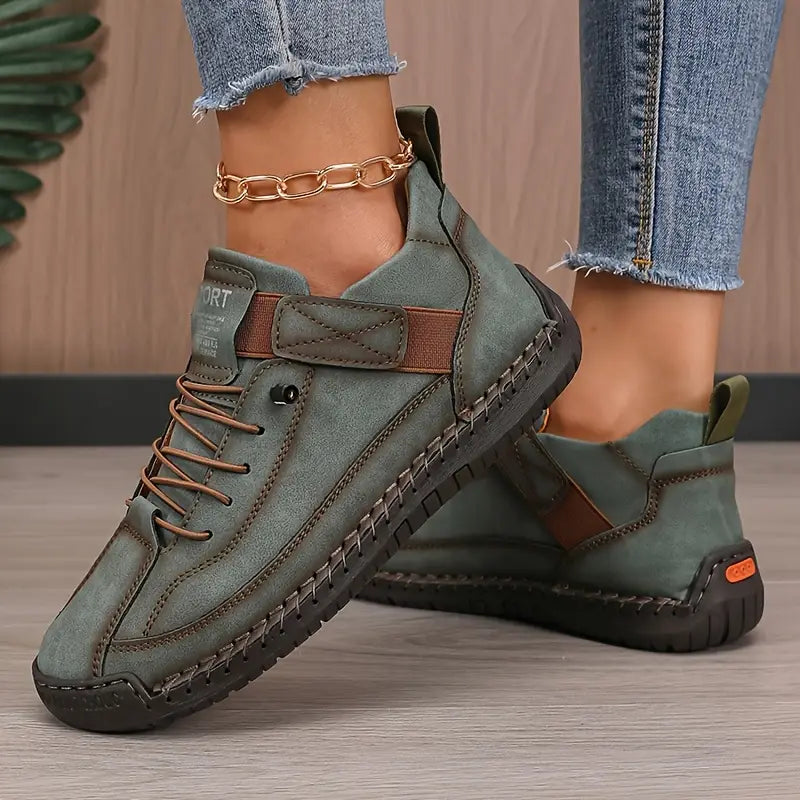 Orthopedic sneakers featuring a shock-absorbing EVA sole, breathable leather upper, wide fit, and slip-on design for ultimate comfort and support. 3