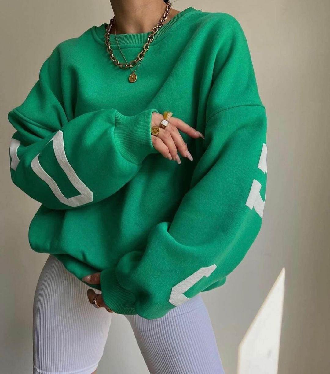 Oversized Sweaters for Women with Ultra-Soft Fabric and Elegant Round Neck – Cozy Casual Winter Style 7