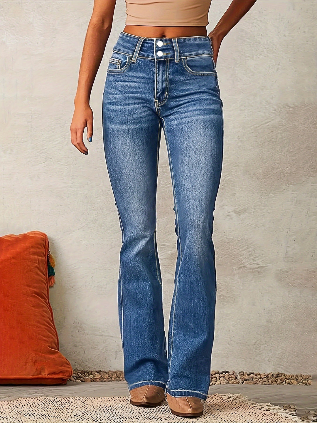 Women's Bootcut Jeans with High-Rise Waist and Stretch Denim – Flattering Fit for Casual and Evening Wear 0