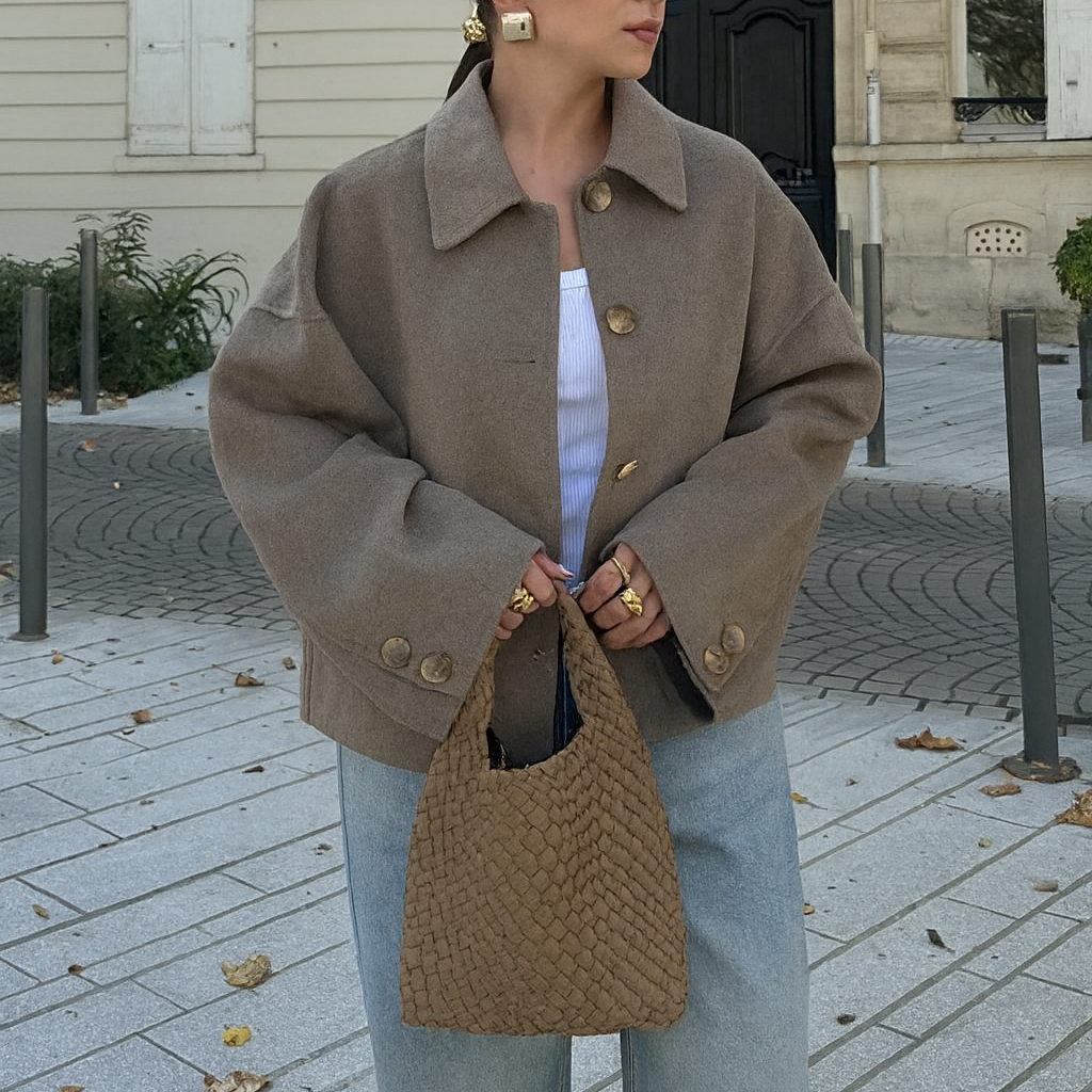Women’s Collared Cropped Coat