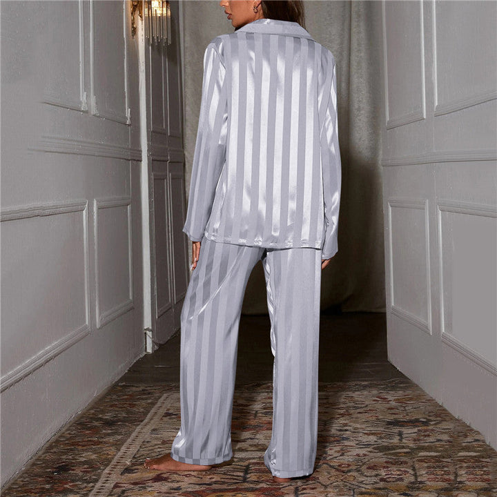 Women's Satin Pajama Set with Long Sleeves – Elegant Sleepwear for Comfortable Nights 6