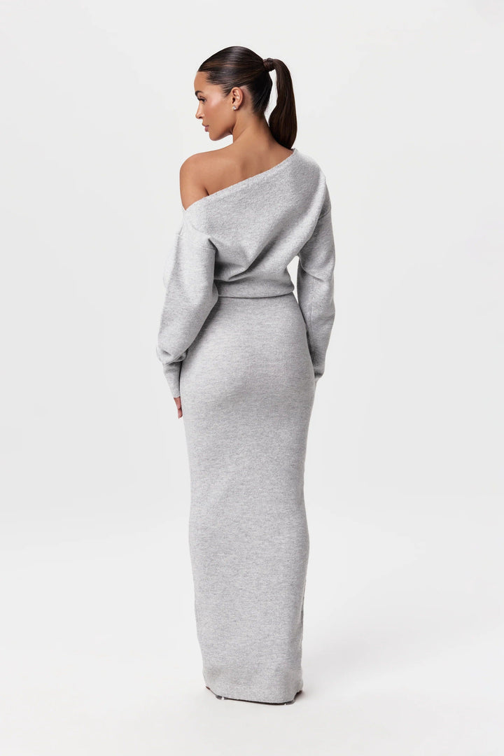 Women's Sweater Dress with Relaxed Fit – Soft Knit Fabric for Casual or Elegant Style 2