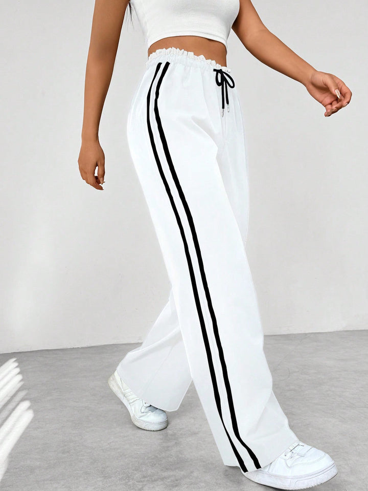 Women's Wide-Leg Trousers with Sporty Side Stripes – Airy and Comfortable Fit 4